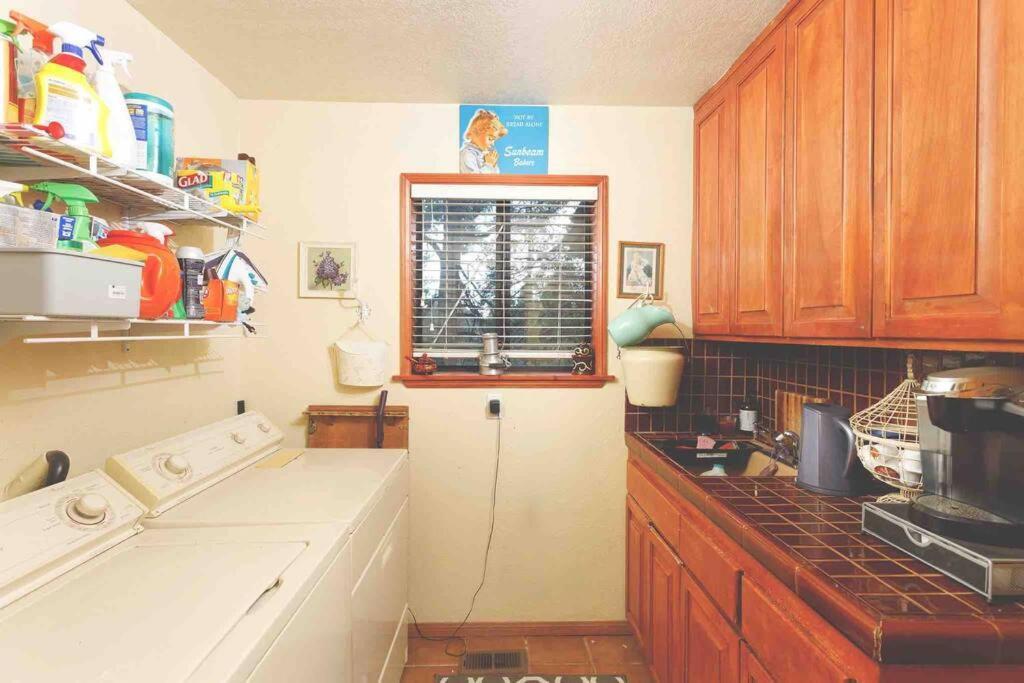 Lakeview 3-Story Winter Home Crestline ภายนอก รูปภาพ
